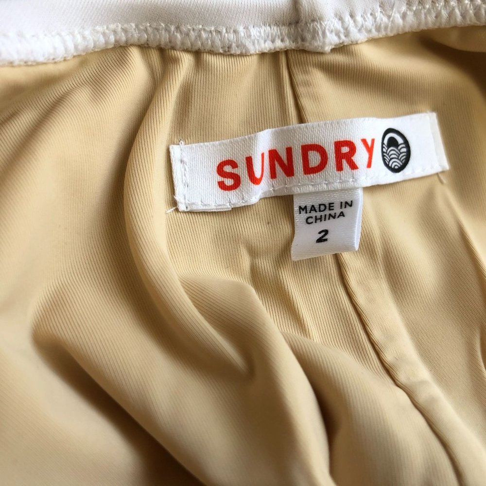 SOLD OUT  Sundry Swimsuit Anthropologie White Summer Of Love One Piece Size Med - Picture 10 of 16